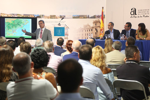 Proyecto del Tren de la Costa presentado en Diputación de Alicante. Foto: DIPUTACIÓN DE ALICANTE