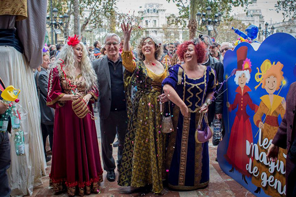 El alcade de Valencia, Joan Ribó, con las tres reinas magas.