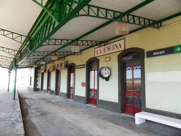 Estación de tren de La Encina. Foto: ENRIQUE ÍÑIGUEZ RODRÍGUEZ (QOAN)