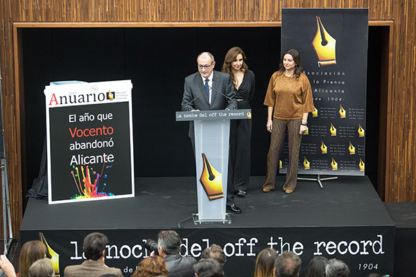 El presidente de la Asociación de la Prensa de Alicante, Pepe Soto, en la Noche del Off The Record. Foto: JOAQUÍN P. REINA