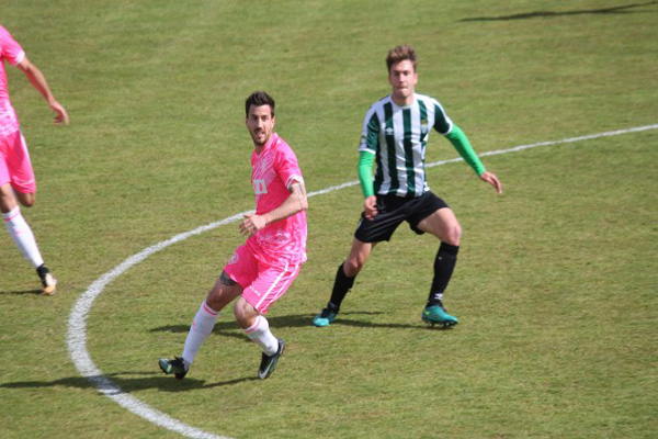 Momento de juego del pasado encuentro entre el Hércules CF y el Peralada. Foto: Hércules CF