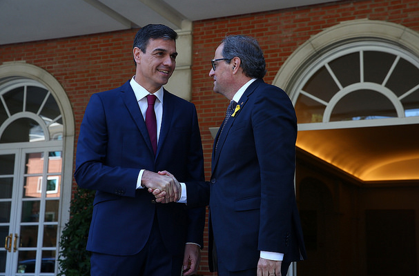 Pedro Sánchez recibe al presidente de Cataluña, Quim Torra. Foto: Moncloa